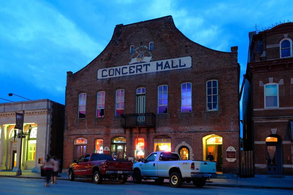 Enjoy a saloon-style menu at the Concert Hall and Barrel Tavern | Things to Do in Hermann, Missouri