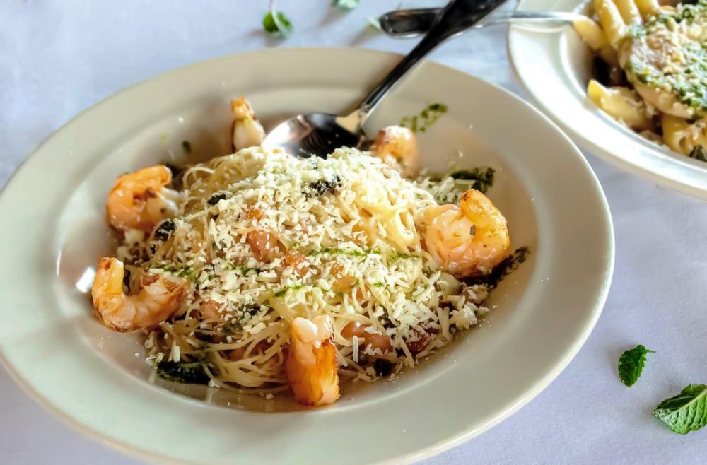 Savor Mediterranean-Inspired Dishes at Ricardo's Kouzzina