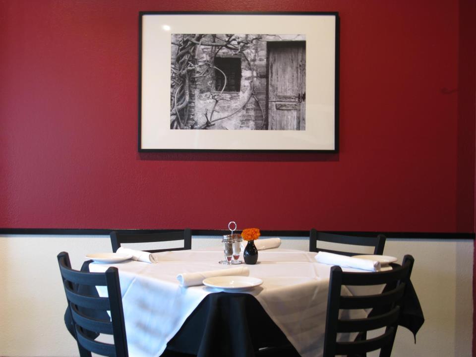 Have dinner at Osteria da Primo
