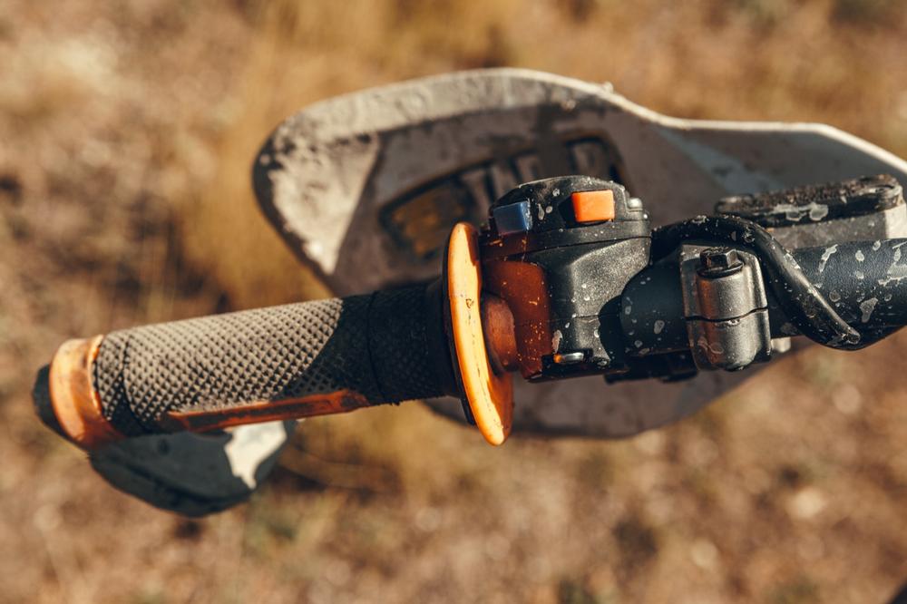 https://stock.adobe.com/gr_en/images/atv-quad-bike-close-up-of-details/222923133