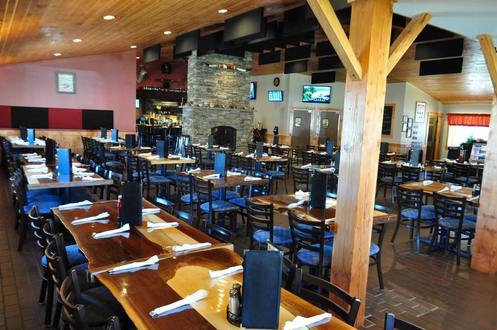 Savor Comfort Classics at Sloan’s NY Grill
