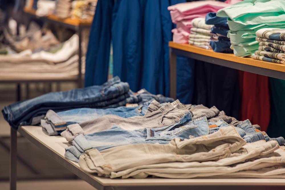 Shop for Deals at Folsom Premium Outlets