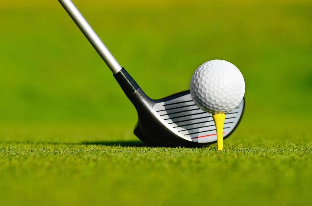 Tee Off with a View at Lone Tree Golf Course