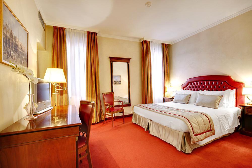 Relax in Refined Quiet at Hotel Dona Palace
