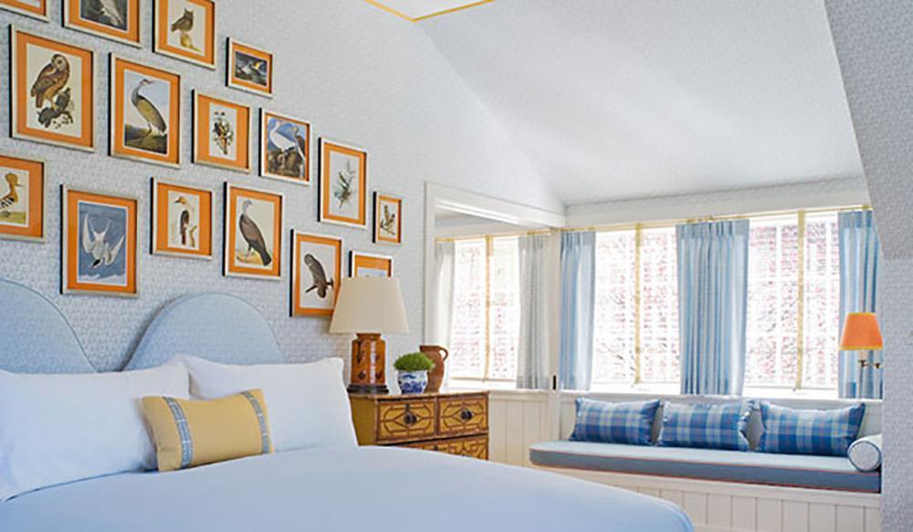 Savor gourmet meals and relax in luxury on a romantic couples retreat.