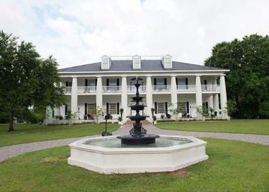 Wedding Venues in Gulfport, Mississippi: Moss Rose Manor