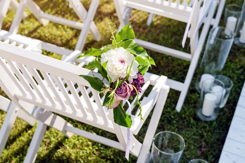 Exchange vows with breathtaking mountain views and rustic luxury.