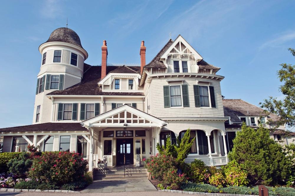 Admire ocean views and stroll coastal trails on a romantic spring retreat.