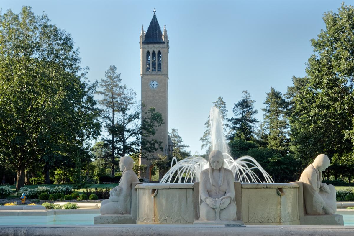 Fountain of the Four Seasons, Ames