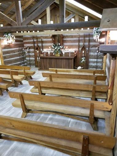 Branson Wedding Venue: Dogwood Chapel