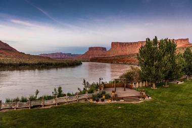 Red Cliffs Lodge