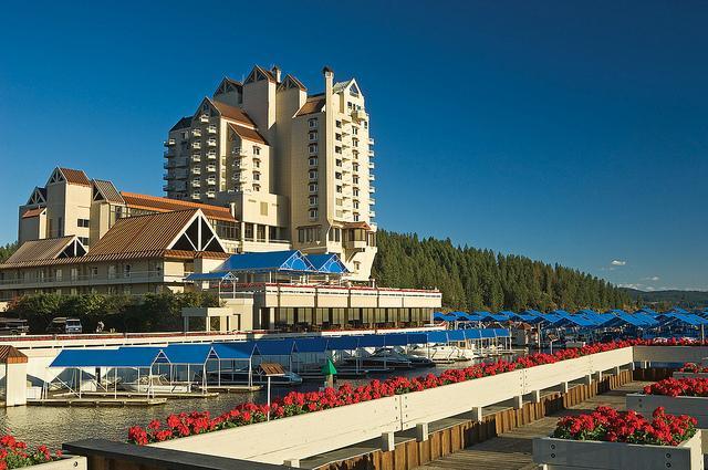 Golf lakeside greens and relax in the spa on an exciting spring escape.