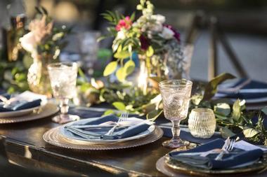 Wedding Venues Near Me: The Almanett Hotel and Bistro