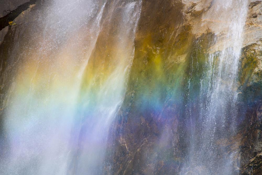 Devil's Den Falls - 45 minutes from Fayetteville