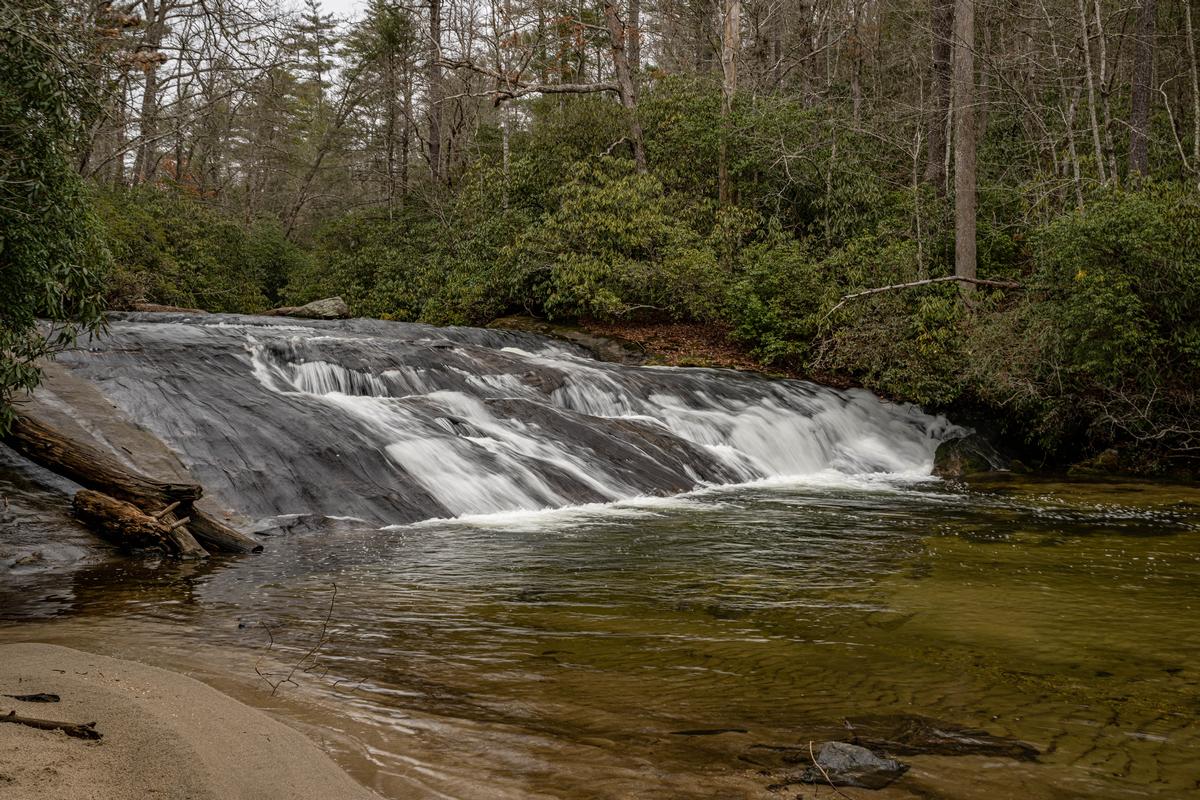 Slide down natural rock or splash into pools, an unforgettable, cheap thrill for kids.