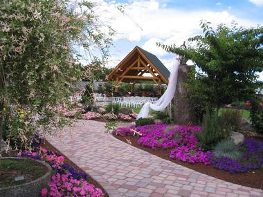 Log House Garden at Willow Lake