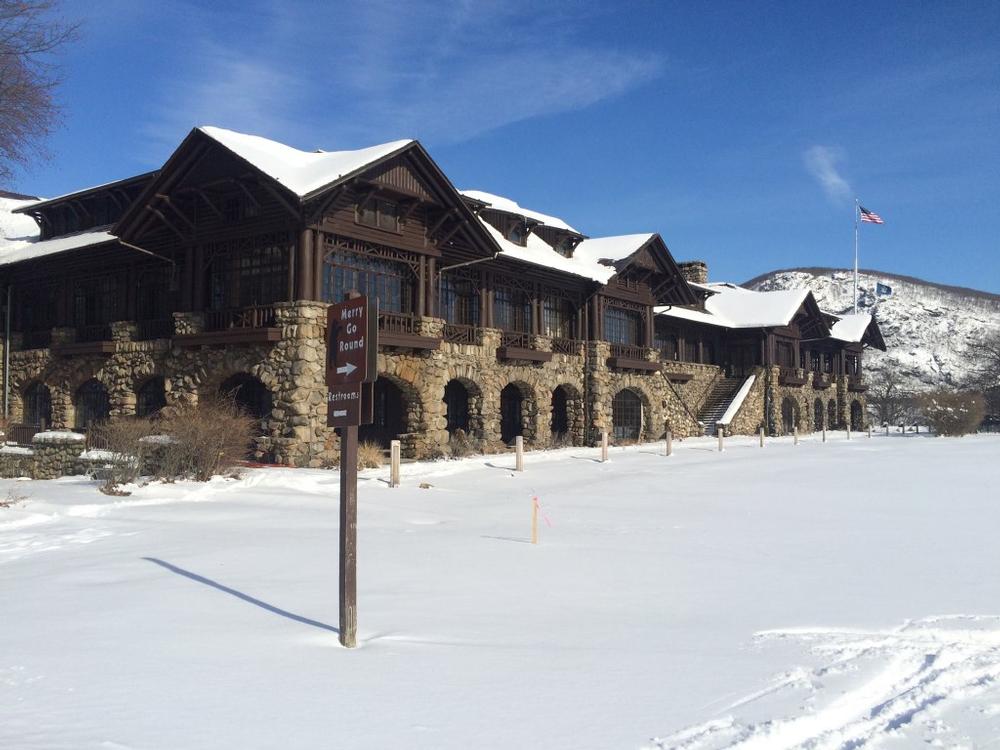 Walk along lakefront paths and see mountain views on a quick nature trip.