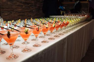 Sioux Falls Wedding Venues: Icon Lounge and Events