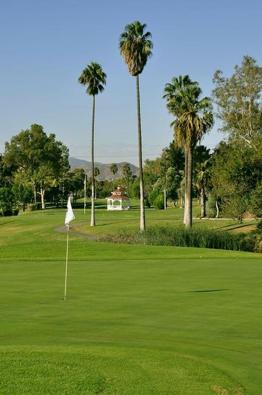 Jurupa Hills Country Club