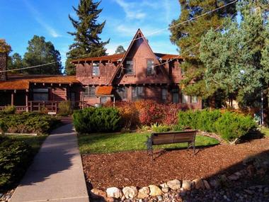 Flagstaff Wedding Venues: Riordan Mansion State Historic Park