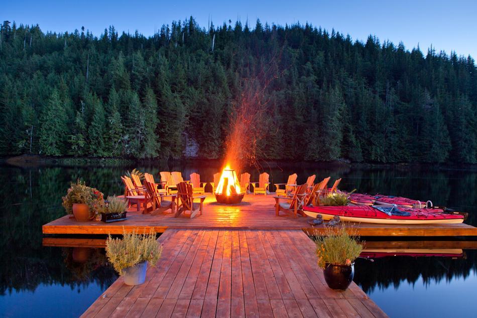Waterfall-fed tubs, heli-adventures, and soul-soothing solitude await in the Great Bear Rainforest