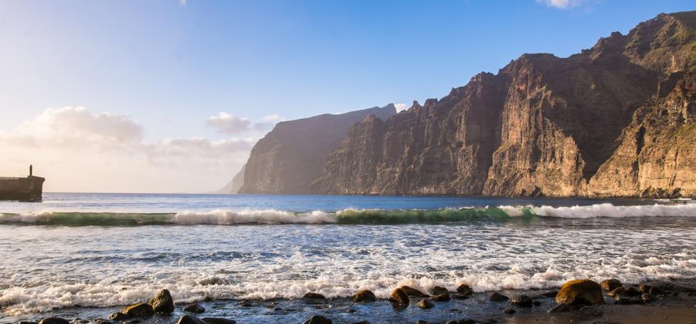 Los Gigantes Cliffs