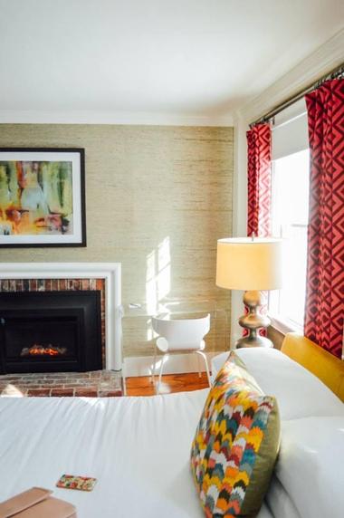 Rooms & Suites