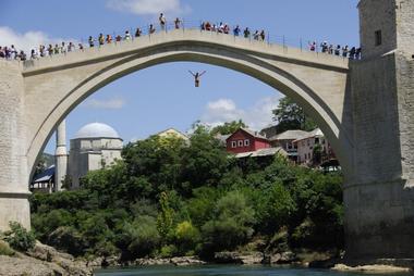 Bridge Diving