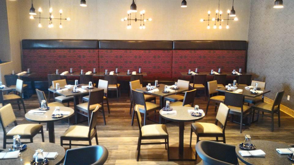 Savor Steakhouse Grit with a Delta Legacy at Doe’s Eat Place
