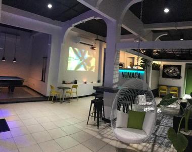 Nomada Urban Beach Hostel