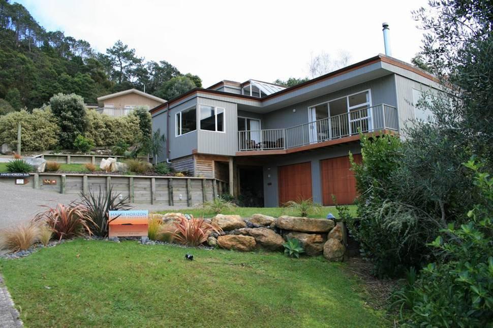 If You Dream of Ocean Sunrises, Book Hahei Horizon Bed & Breakfast