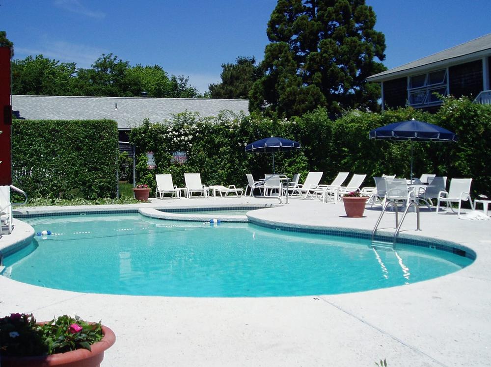 Settle into Family-Friendly Simplicity at Edgartown Commons