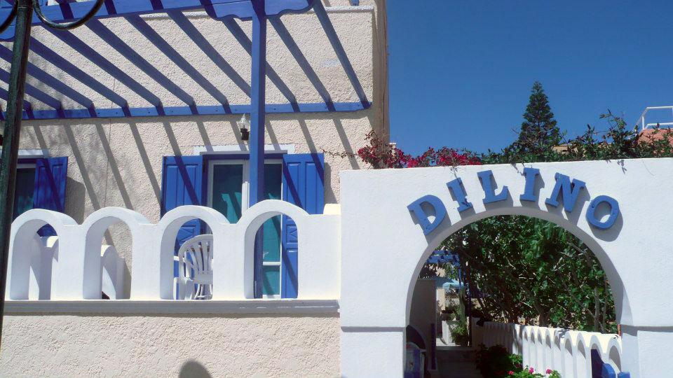 Find Warmth and Value at Dilino Hotel Santorini