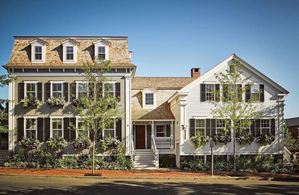 Blend Local Art, Modern Luxury, and Historic Charm at Greydon House