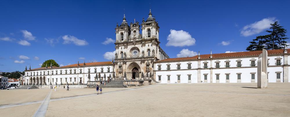 Step Into Medieval Majesty at the Monastery of Alcobaca