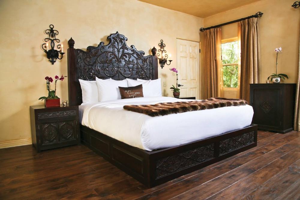 Sleep Steps from the Sand at La Casa del Camino