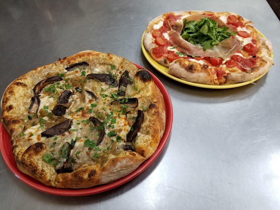 Enjoy Wood-Fired Classics at Il Vicino Wood Oven Pizza