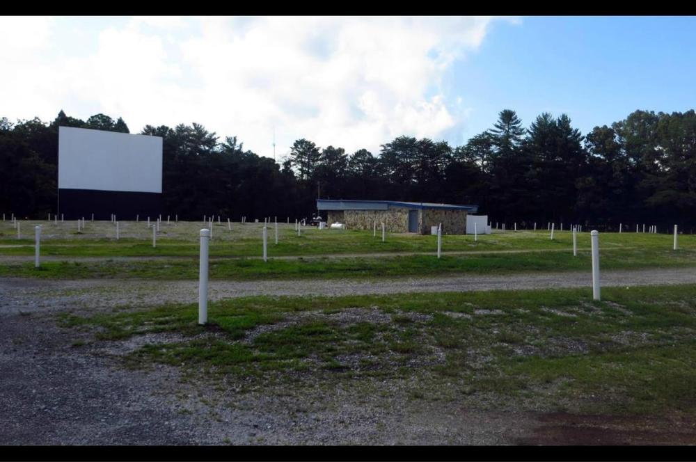 If You’re After Small-Town Vibes and Classic Flicks, Cruise Into Swan Drive-In