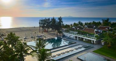 Resorts in Vietnam: Pullman Danang Beach Resort