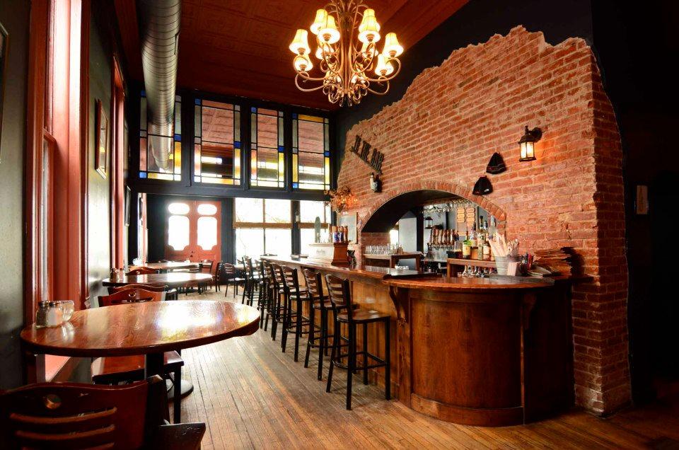 Savor Craft Brews and Comfort Eats at Angry Minnow Brew Pub and Restaurant