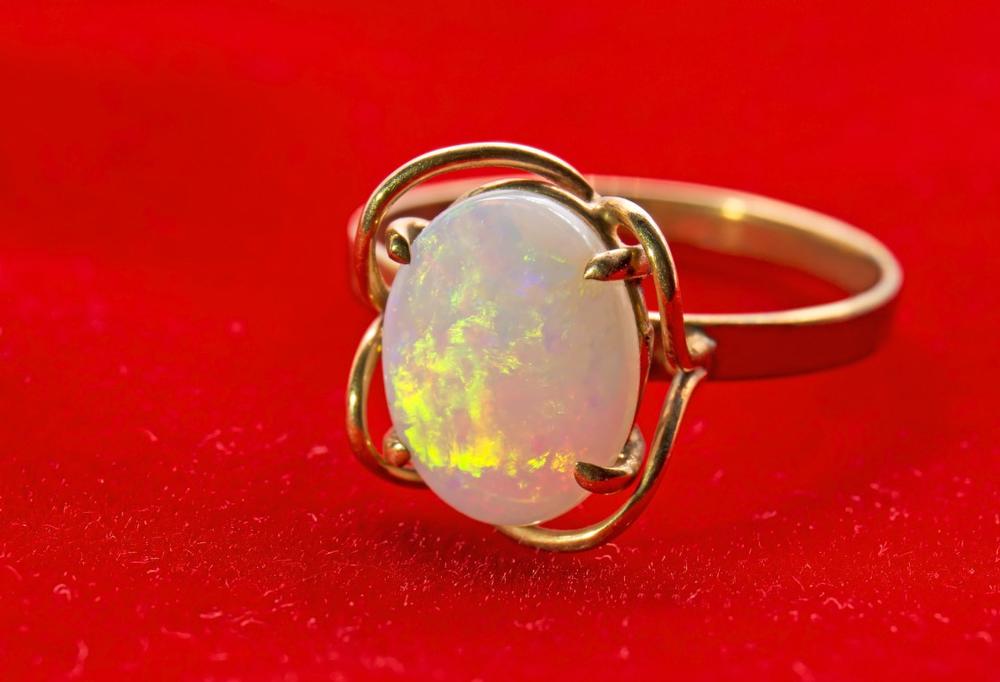 Uncover Romance and Heritage at The Claddagh Ring Museum