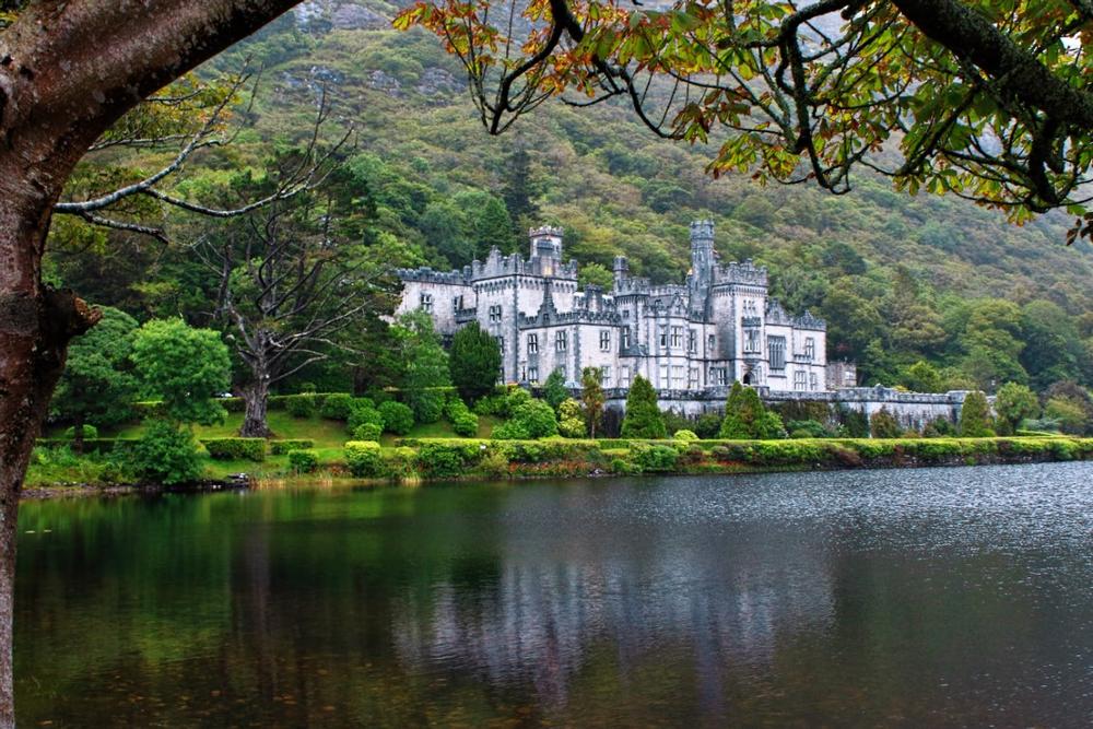 If You’re Chasing Fairy Tale Landscapes, Visit Kylemore Abbey