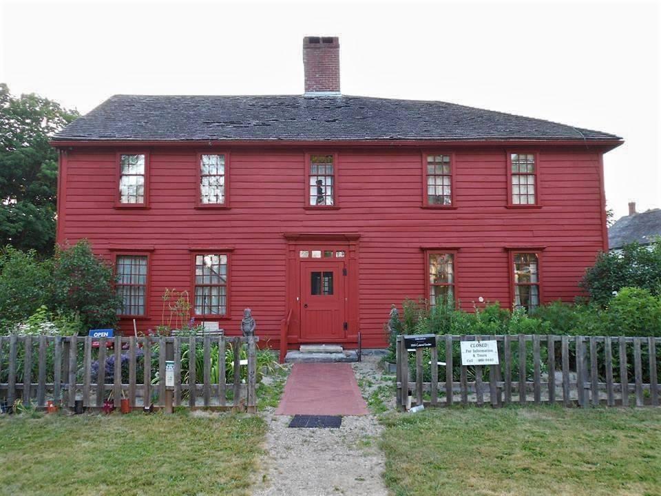 If You Love Colonial History, Tour the Leffingwell House Museum