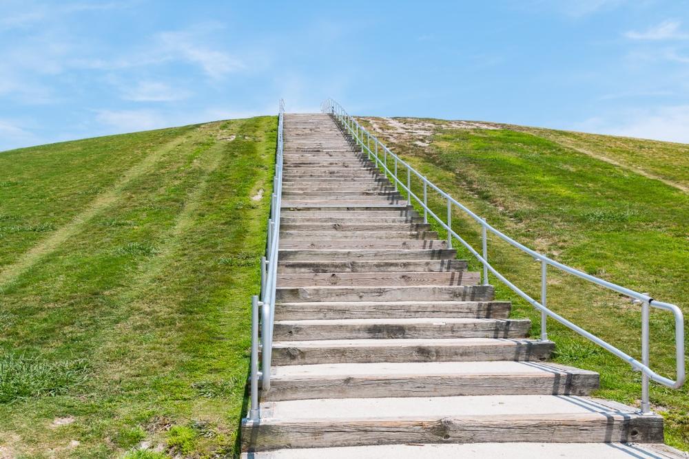 Visit the playgrounds in Mount Trashmore Park | Things to Do in Virginia Beach