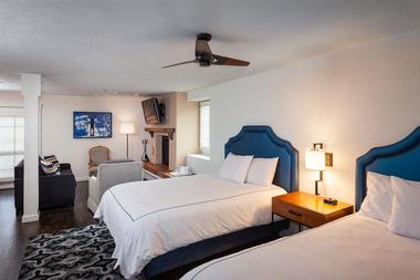 Hotel Pacific Rooms