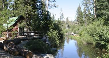 Gray Eagle Lodge
