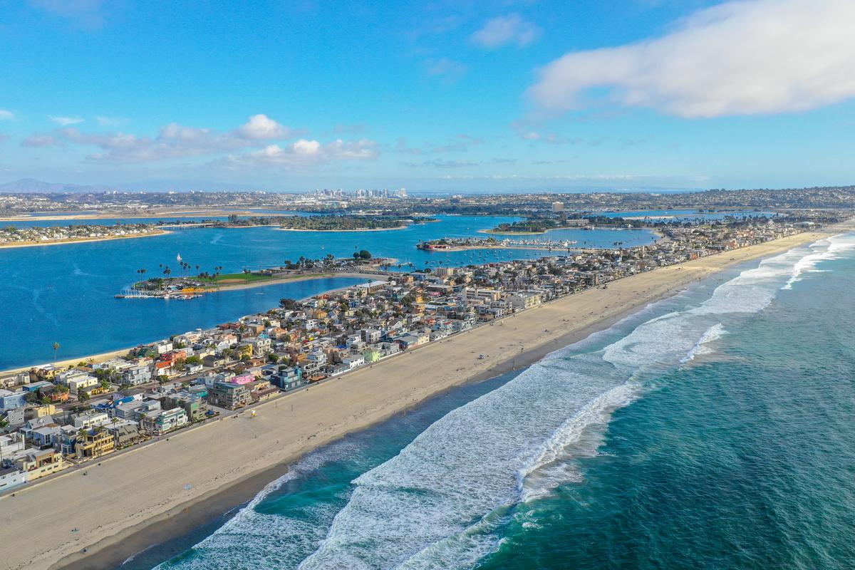  Bayside Breezes and Easy Mornings in Mission Bay