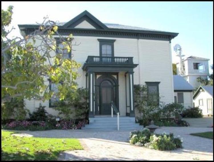 If You Love Charming Heritage Homes, Visit the Harris-Lass House Museum