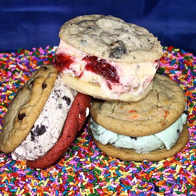 Build Your Dream Ice Cream Sandwich at The Baked Bear