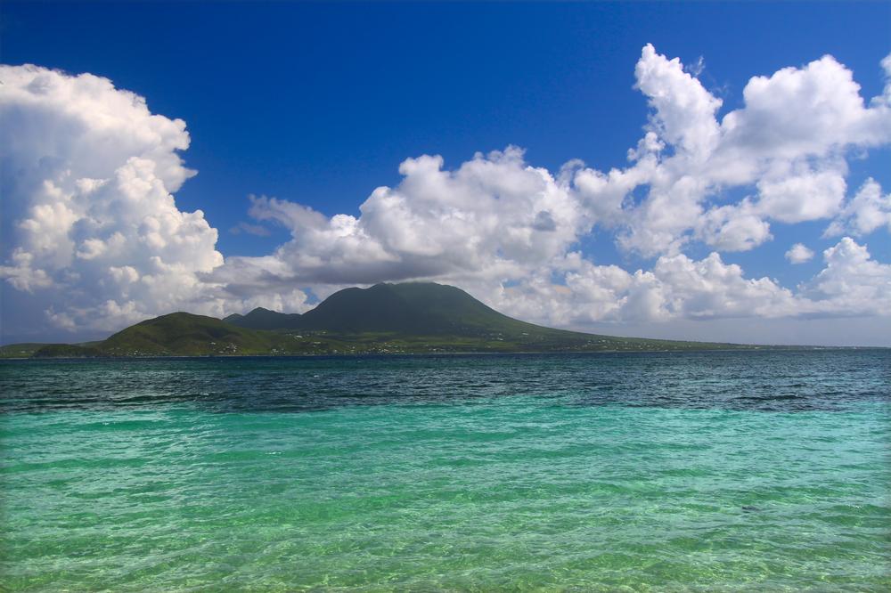 Pinneys Beach, Nevis